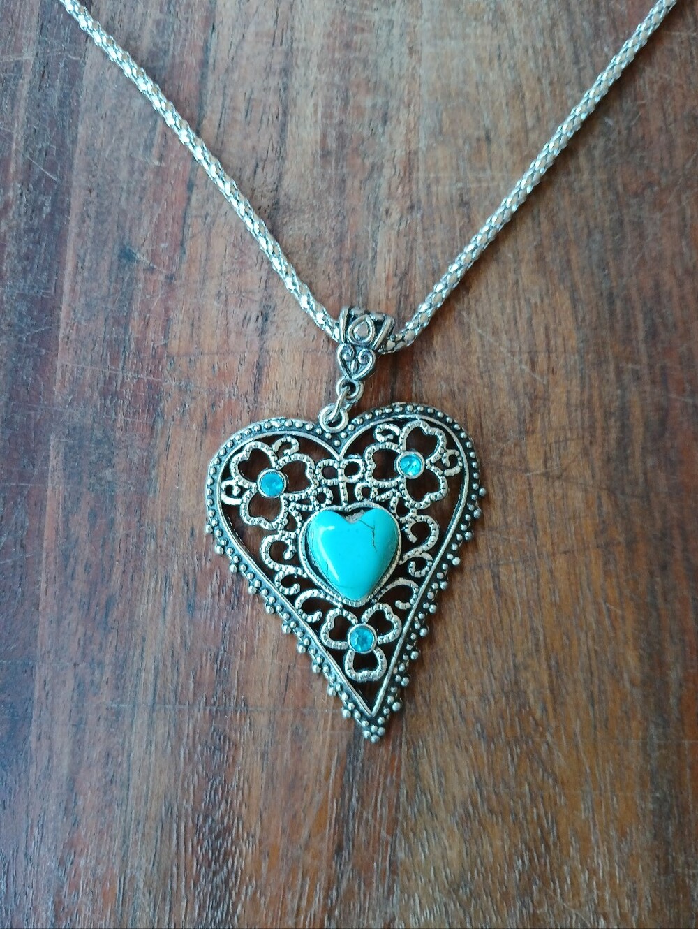 New Blue Heart Turquoise Pendant Necklace. 
